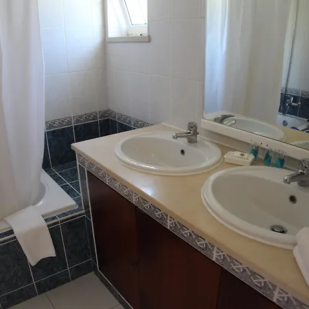 Do Castelo * Albufeira