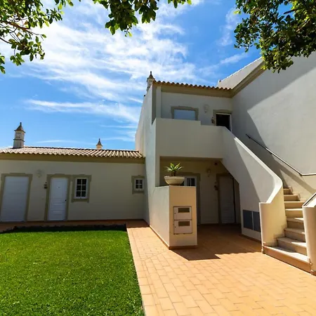 Do Castelo * Albufeira