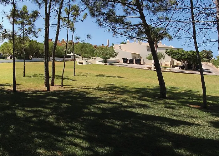 Do Castelo 阿尔布费拉