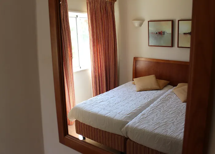 Do Castelo Apartment *